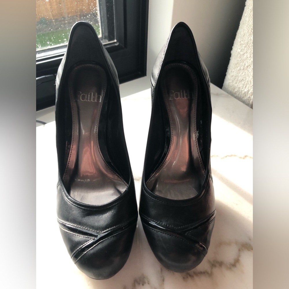 Faith black high heels (UK 4 / US 6)
